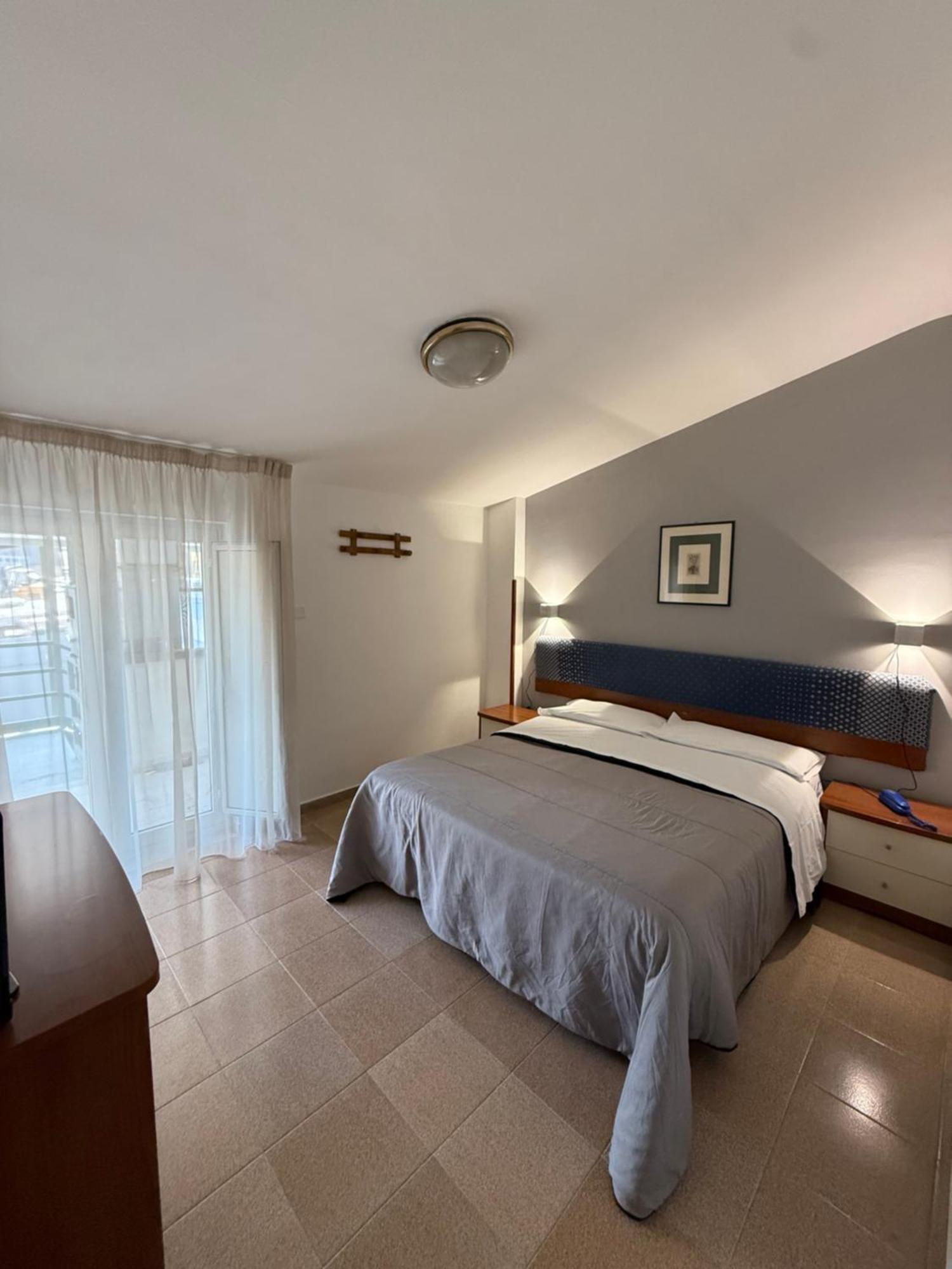 Cristal Hotel Manocalzati ภายนอก รูปภาพ